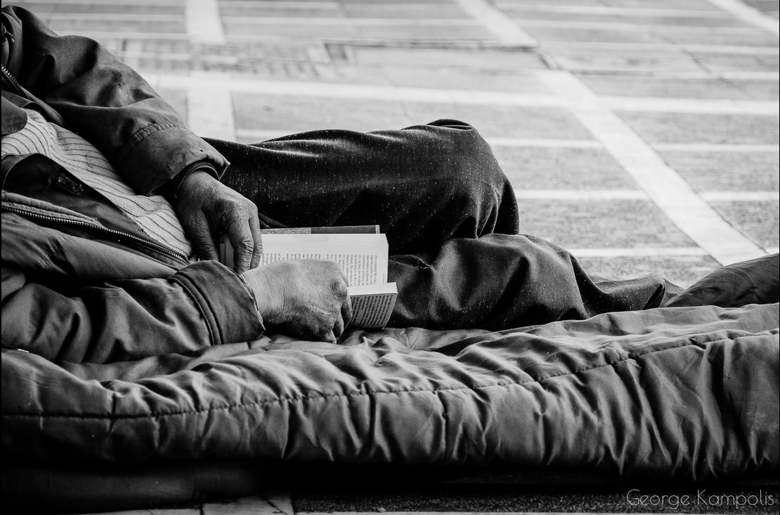 George Kampolis:Sidewalk Reader